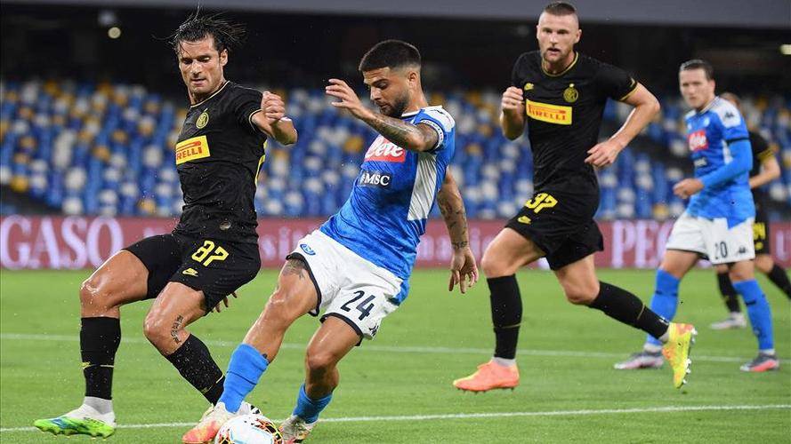 羽毛球赛是 羽毛球赛是